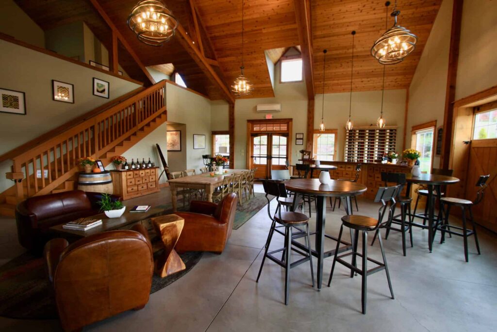 domaine-divio-tasting-room-interior-ribbon-ridge-willamette-valley-oregon-1-1